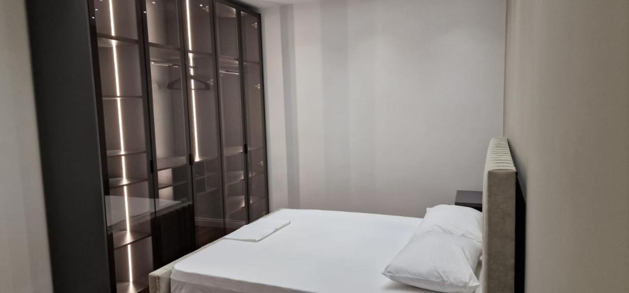 Heart Of Tirana Apartment Exterior photo